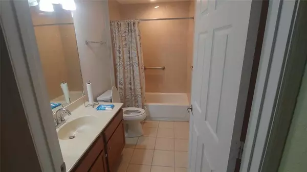 Pompano Beach, FL 33063,6735 Coral Lake Dr #6735