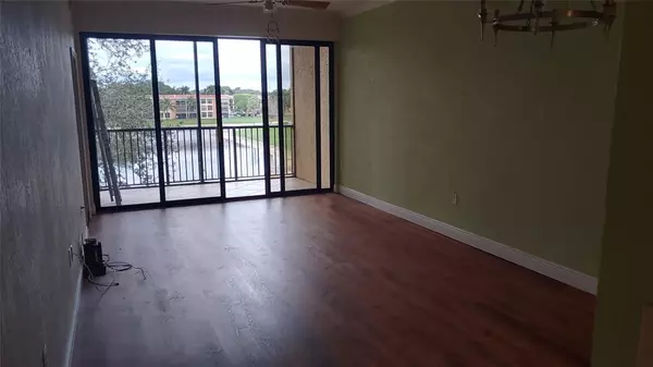 Pompano Beach, FL 33063,6735 Coral Lake Dr #6735