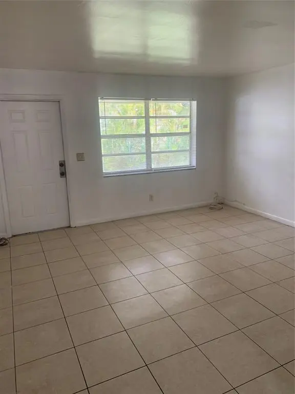 Hollywood, FL 33020,1916 Scott Street