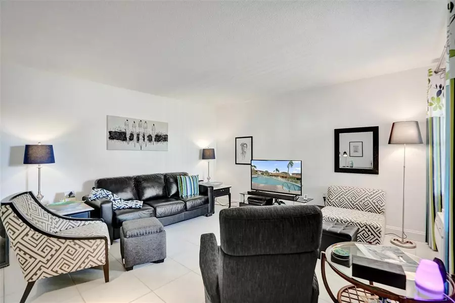 17001 NE 13th Ave #104, Miami, FL 33162