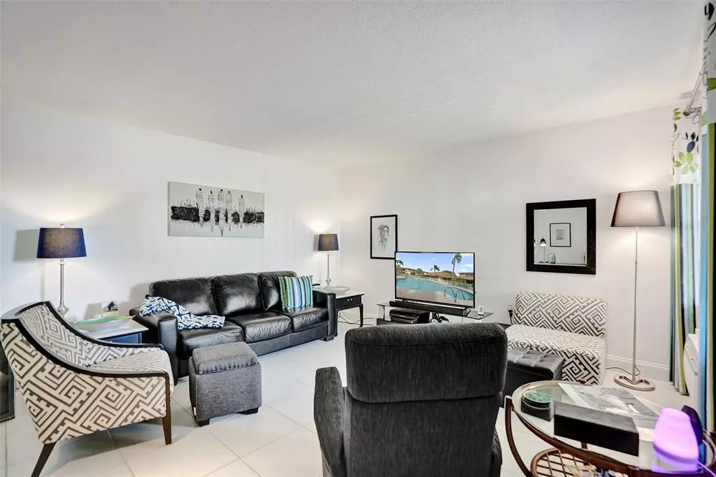 Miami, FL 33162,17001 NE 13th Ave #104