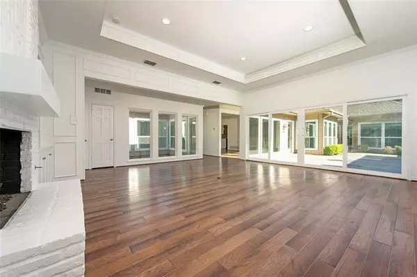 Dallas, TX 75230,12548 Renoir