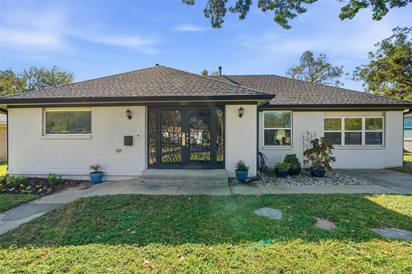 Westworth Village, TX 76114,5717 S Wells Circle