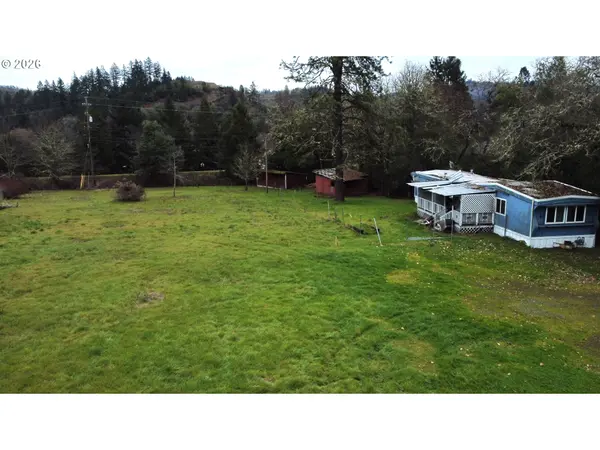 Myrtle Creek, OR 97457,1015 NE LILLIAN ST