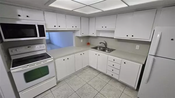 16800 NE 15th Ave #209, North Miami Beach, FL 33162