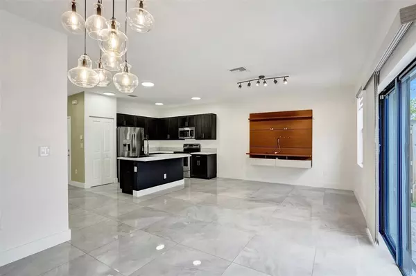 Miami, FL 33179,21357 NE 2nd Ct