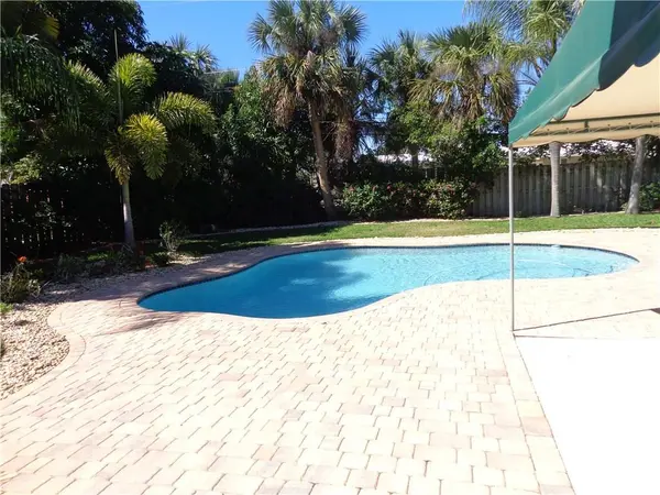 Lighthouse Point, FL 33064,2765 NE 23rd Ave