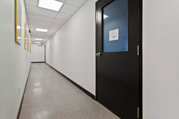 Uxbridge, ON L9P 1P2,2 Brock ST W #5B