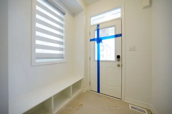 Milton, ON L9E 2E6,1327 Copley CT