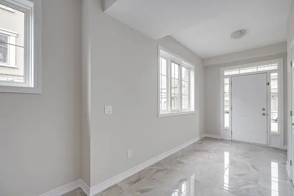 Oakville, ON L6M 1P2,2305 Natasha CIR