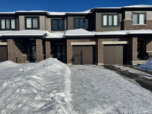 2063 Caltra CRES, Barrhaven, ON K2J 6V4