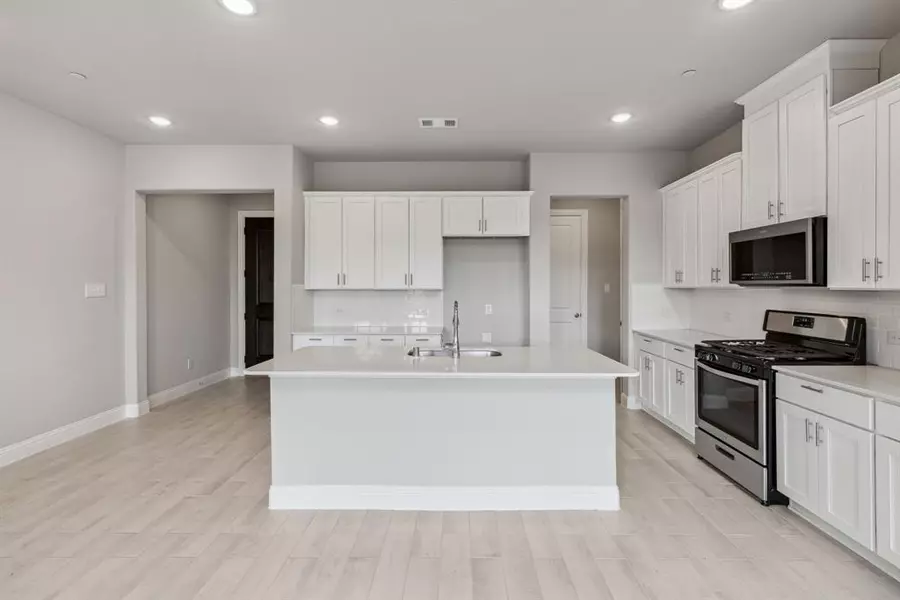 2929 Galveston Street, Plano, TX 75075