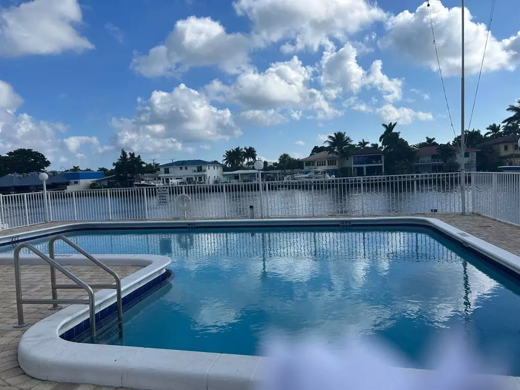 Fort Lauderdale, FL 33308,3100 NE 49th St #PH06