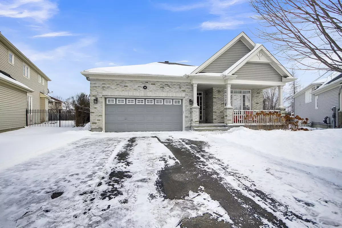 Barrhaven, ON K2J 0M2,128 Chenoa WAY