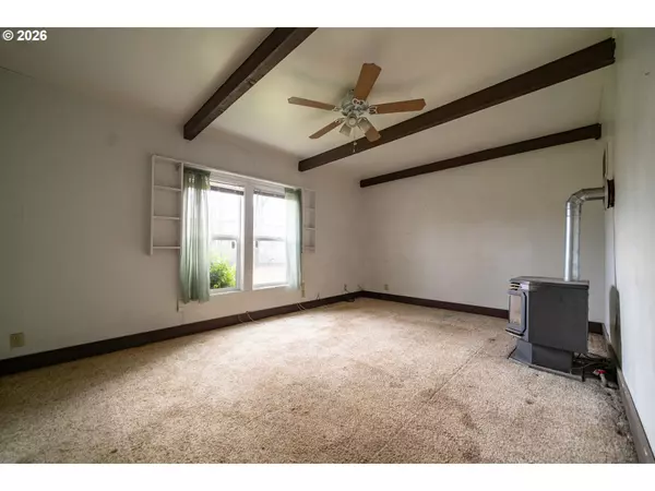 Stayton, OR 97383,435 N PEACH AVE