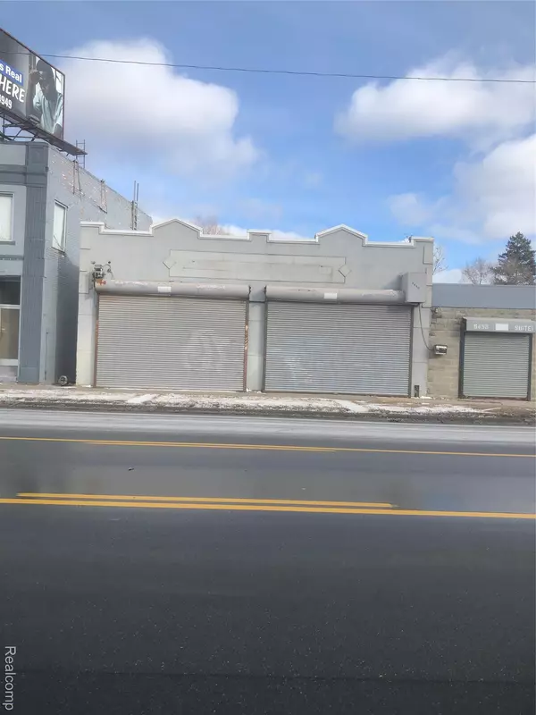 Detroit, MI 48213,9460 Conner ST