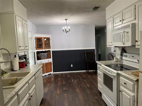 Whitney, TX 76692,400 N Angelina