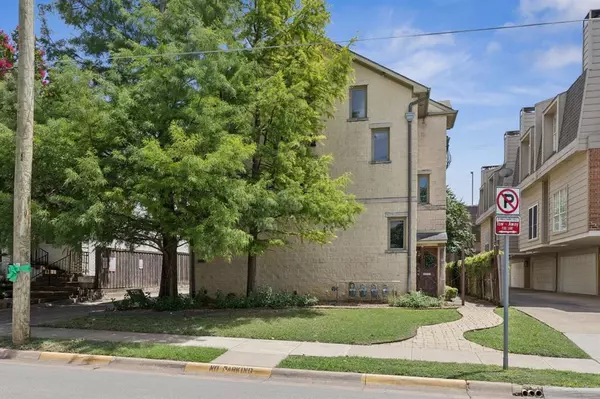 University Park, TX 75205,3321 Rosedale Avenue #4