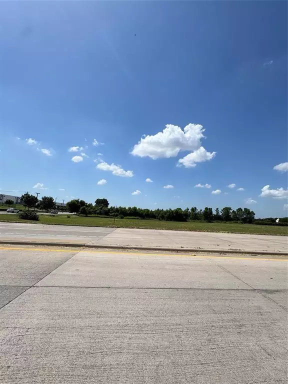 Desoto, TX 75115,1000 E Danieldale Road