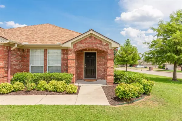 Weatherford, TX 76085,202 Whitestone Way