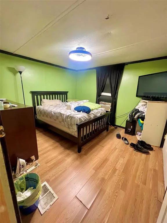 Chandler, TX 75758,21106 lakeway