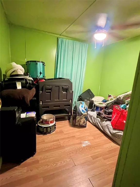 Chandler, TX 75758,21106 lakeway