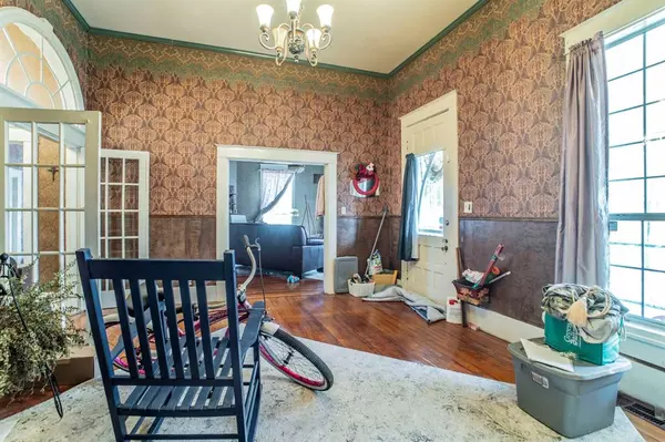 Paris, TX 75460,540 12th Street SE