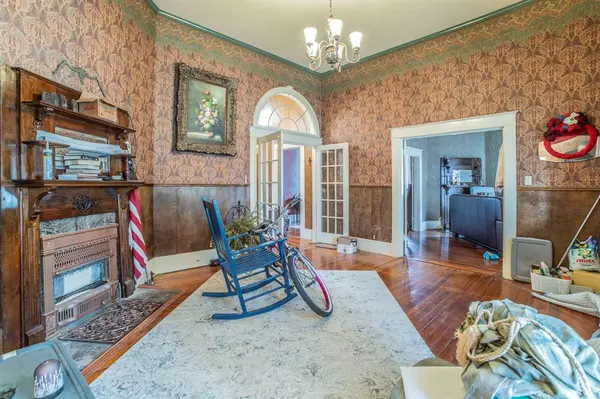 Paris, TX 75460,540 12th Street SE