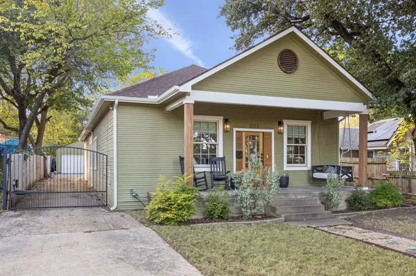 Dallas, TX 75208,1223 S Waverly Drive