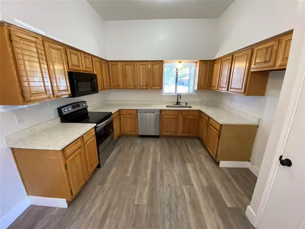 Waxahachie, TX 75165,109 Misty Court