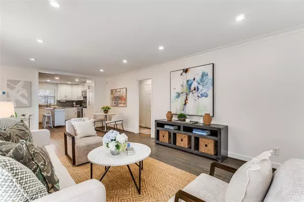 Dallas, TX 75209,6514 Kenwell Street