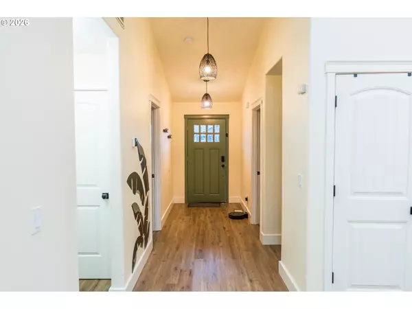 Salem, OR 97305,5155 LONE TREE CT NE