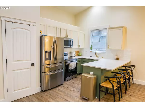 Salem, OR 97305,5155 LONE TREE CT NE