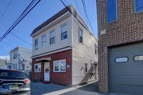 Belleville Twp., NJ 07109,20 Heckel St