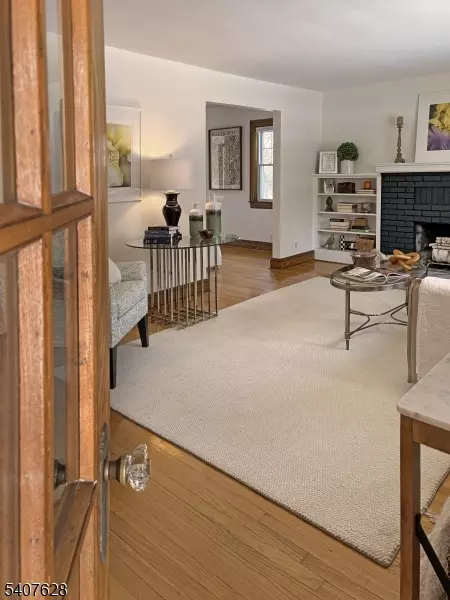 Bloomfield Twp., NJ 07003,371 Essex Ave