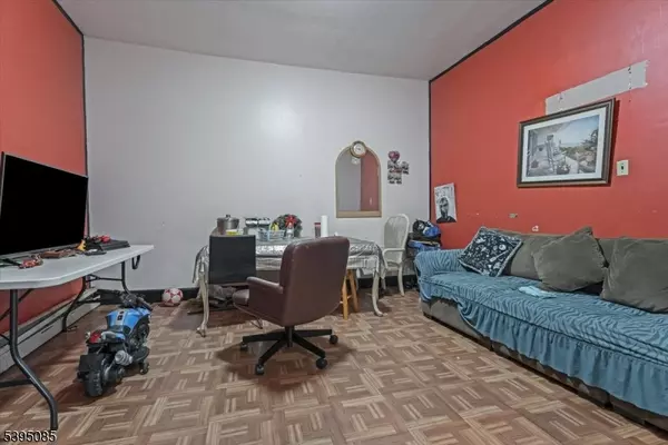 Plainfield City, NJ 07060,146 North Ave