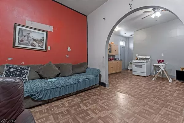 Plainfield City, NJ 07060,146 North Ave