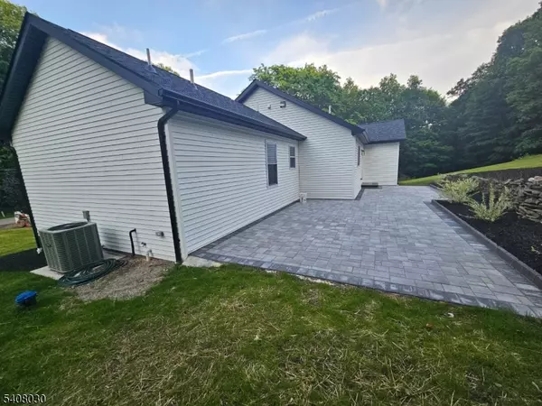 Wantage Twp., NJ 07461,43 Rockport Rd