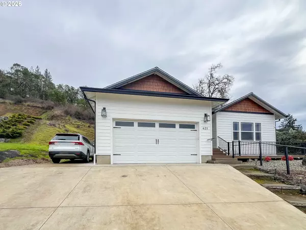 Roseburg, OR 97470,625 NE CUMMINS ST