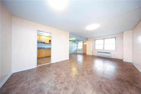 Brooklyn, NY 11214,1935 Shore Pkwy #1F