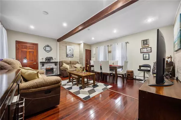 Staten  Island, NY 10314,171 Burke AVE