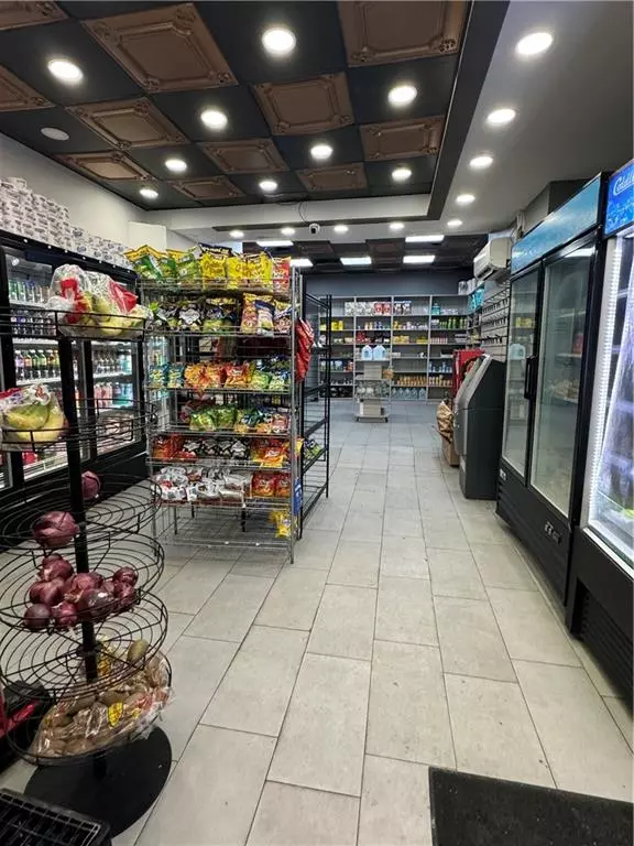 Brooklyn, NY 11213,229 Utica AVE