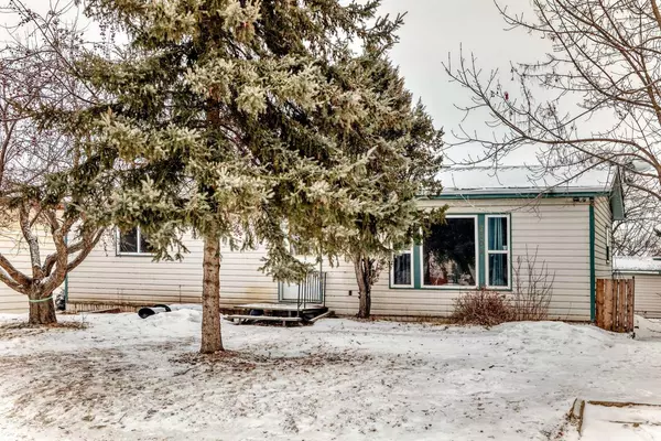 5209 46 Street, Rimbey, AB T0C 2J0