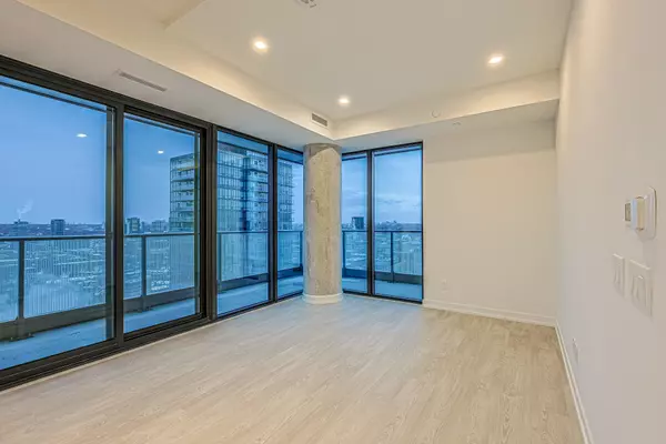 Toronto C08, ON M5A 0Z5,35 Parliament ST #2611