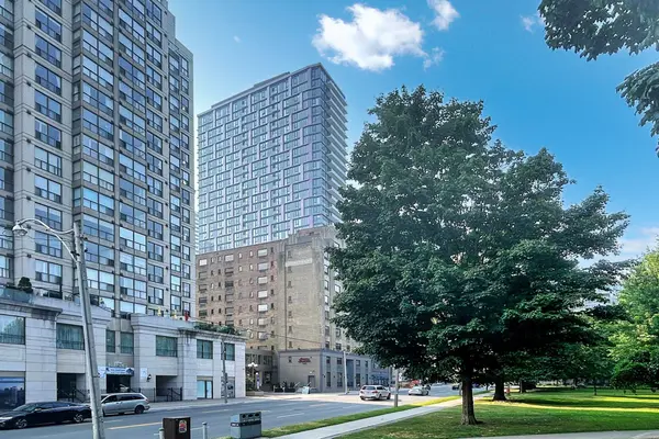 308 Jarvis ST #1004, Toronto C08, ON M5B 0E3