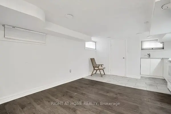 Oshawa, ON L1G 5C4,210 Mary ST N #Bsmt