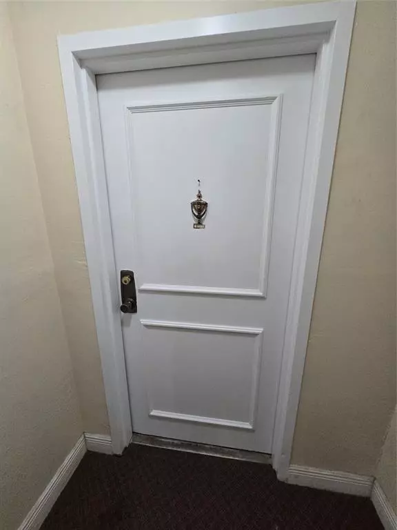 Plantation, FL 33313,1681 NW 70th Ave #403