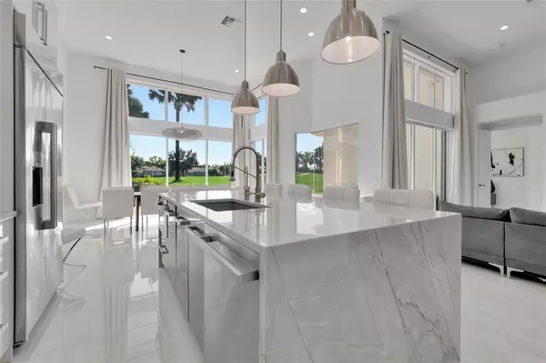 Boca Raton, FL 33496,4088 NW Briarcliff Circle