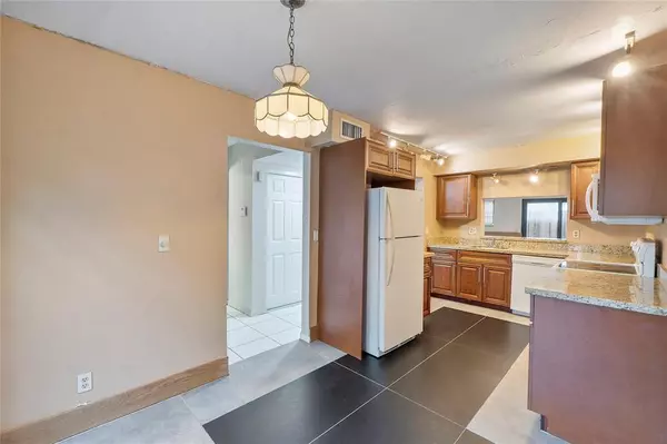 Coconut Creek, FL 33066,2157 NW 37TH #2157