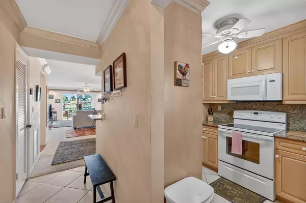 Fort Lauderdale, FL 33316,1617 SE 15th St